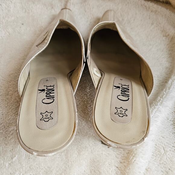 Vintage Caprice Women Square Toe Leather Slip On Mule Heels Office Size 8 Cream - Picture 3 of 9